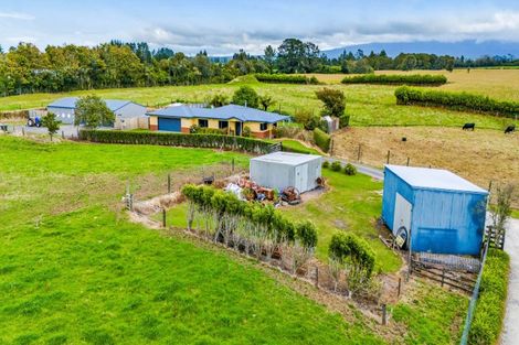 Photo of property in 1758 Mountain Road, Inglewood, 4386