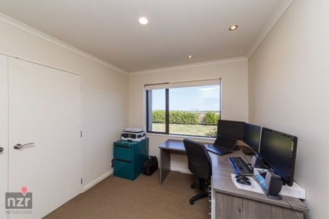 Photo of property in 95 Spur Road, Colyton, Feilding, 4775