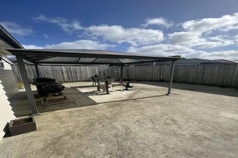 Photo of property in 10 Poulson Grove, Trentham, Upper Hutt, 5018