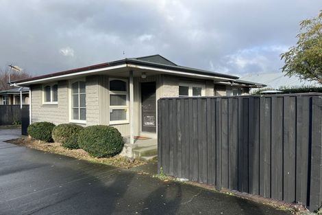 Photo of property in 1/164 Avonhead Road, Avonhead, Christchurch, 8042