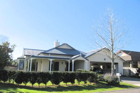 Photo of property in 1 Doneraille Place, Bethlehem, Tauranga, 3110