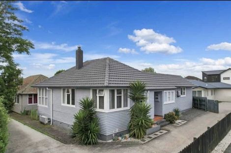 Photo of property in 111 Porchester Road, Papakura, 2110
