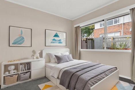 Photo of property in 2/30 Simkin Avenue, St Johns, Auckland, 1072