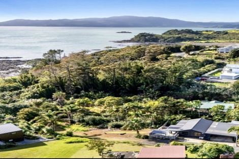 Photo of property in 54 Powells Road, Cable Bay, 0420