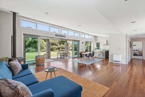 Photo of property in 28 Sam John Place, Lake Hawea, 9382