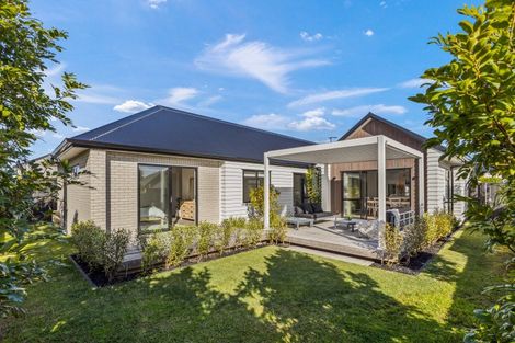 Photo of property in 3 Betsy Lane, Wainui, 0932