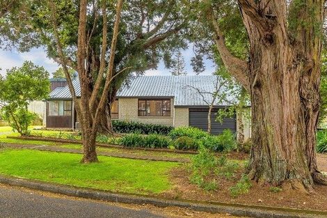 Photo of property in 5 Totara Road, Stanmore Bay, Whangaparaoa, 0932