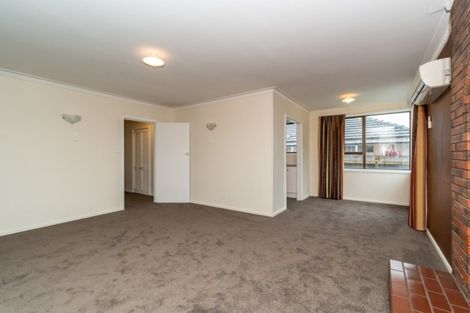 Photo of property in 17 Boston Avenue, Hornby, Christchurch, 8042
