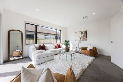 Photo of property in 32 Grut Greens, Silverdale, 0932