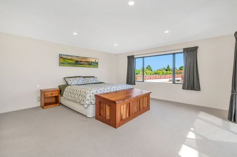 Photo of property in 9 Thorndon Close, Kirwee, Darfield, 7571