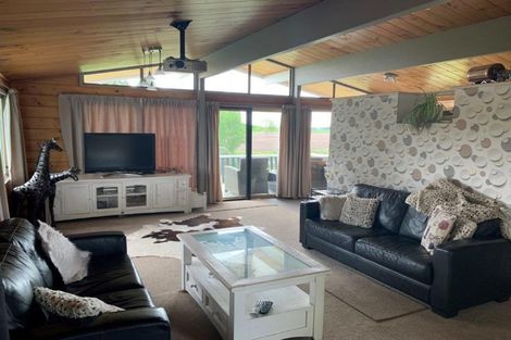 Photo of property in 82 Newell Road, Tokoroa, 3491