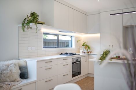 Photo of property in 8 Clovelly Road, Bucklands Beach, Auckland, 2012