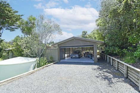 Photo of property in 18 Grand View Road, Leigh, 0985