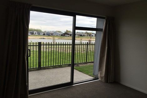 Photo of property in 15b Te Whenu Crescent, Marshland, Christchurch, 8083