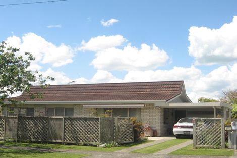 Photo of property in 35 Weld Street, Cambridge, 3434