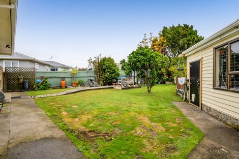 Photo of property in 5 Watene Crescent, Waitara, 4320