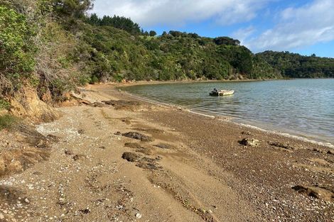 Photo of property in 114a Ranui Road, Karetu, 0283