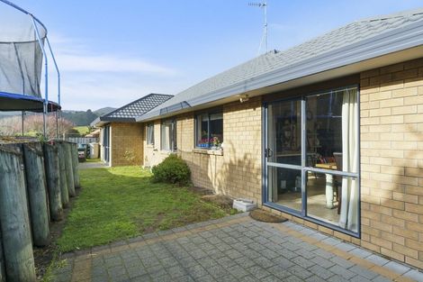 Photo of property in 5 Harry Shaw Way, Raumati South, Paraparaumu, 5032