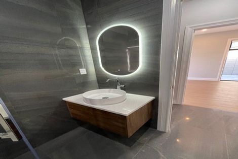 Photo of property in 9 Durness Place, Red Beach, 0932