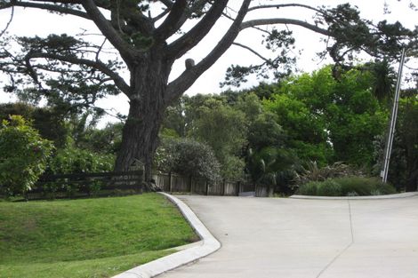 Photo of property in 1a Mcentee Road, Waitakere, Auckland, 0816