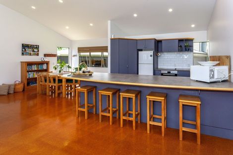 Photo of property in 7 Cathedral Court, Hahei, Whitianga, 3591