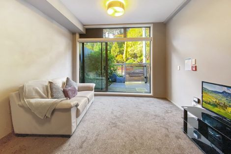 Photo of property in Sharella Living, 20 Glenmore Street, Thorndon, Wellington, 6011