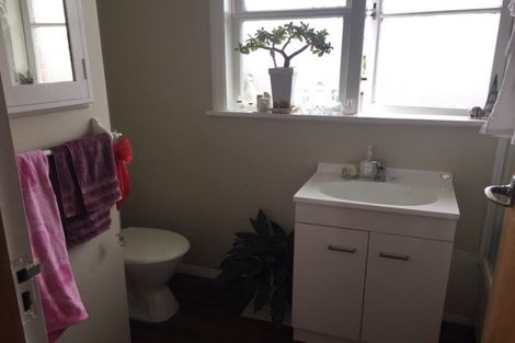 Photo of property in 2/5 Ruahine Street, Trentham, Upper Hutt, 5018