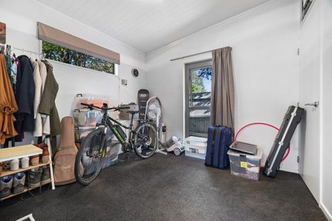 Photo of property in 32 Sylvan Street, Lake Hayes, Queenstown, 9304