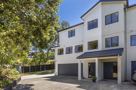 Photo of property in 18 Carento Way, Stanmore Bay, Whangaparaoa, 0932