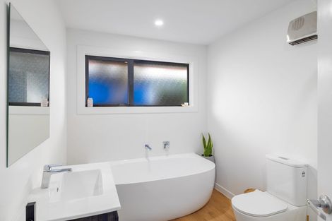 Photo of property in 190 Estuary Road, South New Brighton, Christchurch, 8062