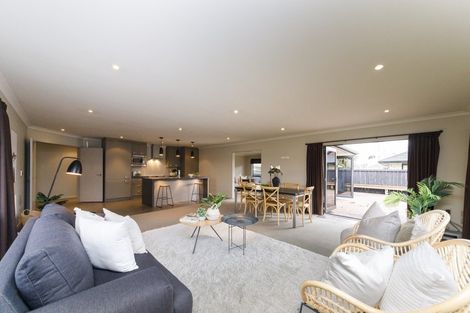 Photo of property in 5 Boronia Court, Milson, Palmerston North, 4414