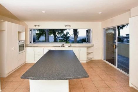 Photo of property in 20 Merehai Place, Snells Beach, 0920