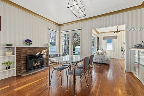 Photo of property in 269 Whitaker Street, Te Aroha, 3320