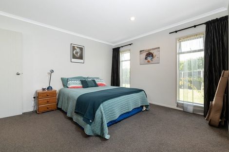 Photo of property in 112 Waikite Road, Welcome Bay, Tauranga, 3175