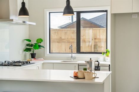 Photo of property in 25b King Street, Ebdentown, Upper Hutt, 5018