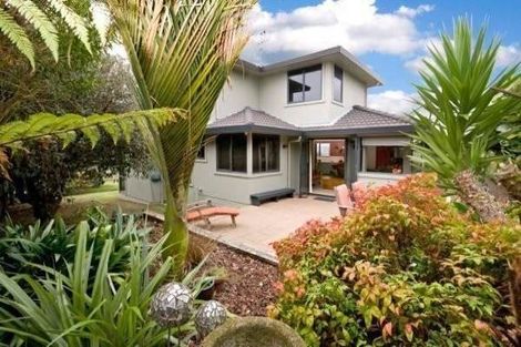 Photo of property in 9a Grassways Avenue, Pakuranga, Auckland, 2010