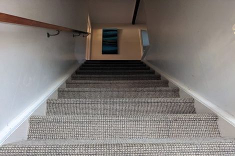 Photo of property in 2/22 Abbeygate Street, Birkdale, Auckland, 0626