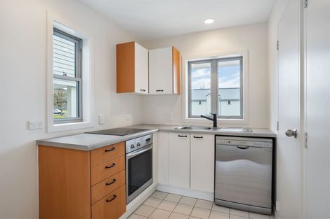 Photo of property in 8/6 John Jennings Drive, Oteha, Auckland, 0632