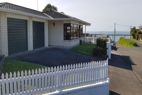 Photo of property in 40 Bayly Road, Moturoa, New Plymouth, 4310