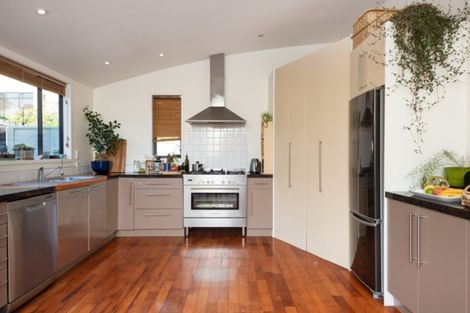Photo of property in 282b Oceanbeach Road, Mount Maunganui, 3116