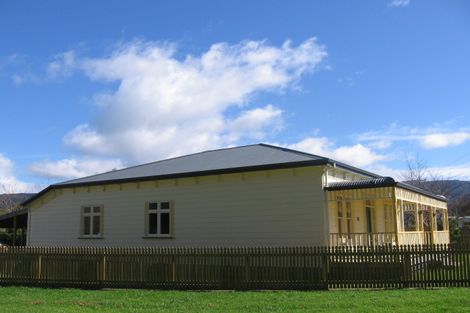 Photo of property in 62 Waite Street, Featherston, 5710