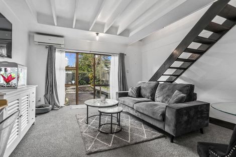 Photo of property in 5/121 Mangere Road, Otahuhu, Auckland, 1062