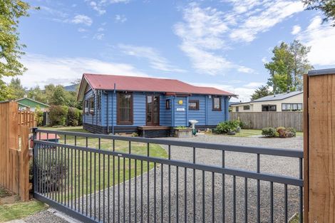Photo of property in 4 Parekarangi Grove, Turangi, 3334
