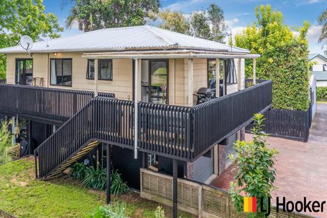 Photo of property in 2/187 Carnoustie Drive, Wattle Downs, Auckland, 2103