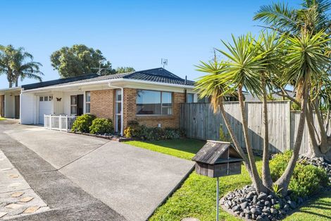 Photo of property in 1/78 Prince Regent Drive, Half Moon Bay, Auckland, 2012