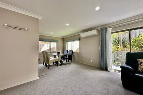 Photo of property in 20a Gifford Grove, Churton Park, Wellington, 6037