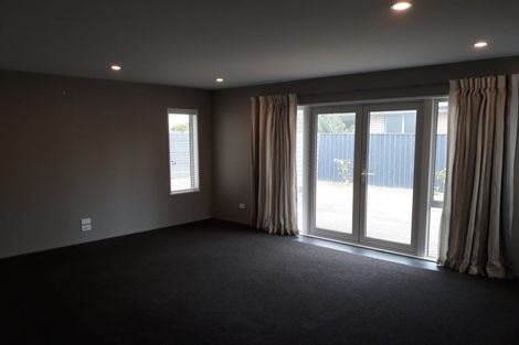 Photo of property in 2 Westpark Drive, Burnside, Christchurch, 8053