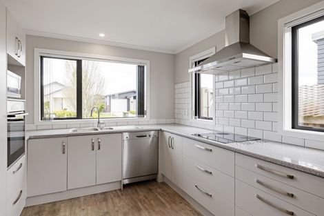 Photo of property in 12 Hapu Avenue, Baverstock, Hamilton, 3200