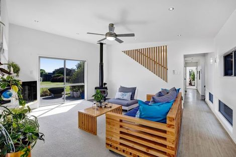 Photo of property in 475 Manawapou Road, Hawera, 4672