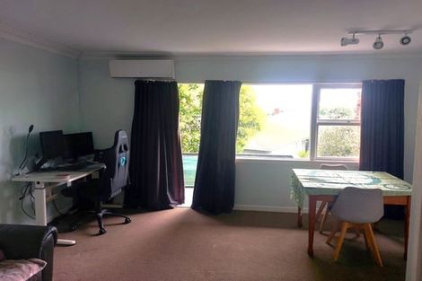 Photo of property in 4/162 Onewa Road, Northcote, Auckland, 0627